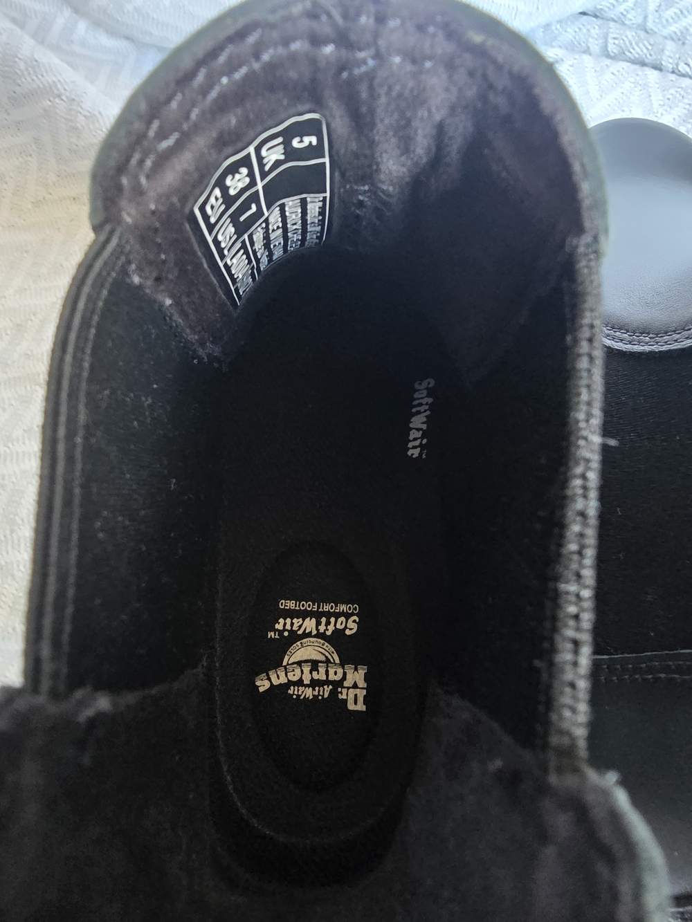 Dr. Martens Women's Black Platform Chelsea Boots NWT Size 7 - Picture 7 of 9